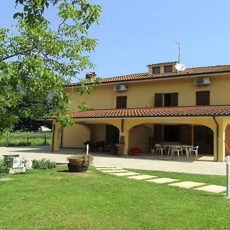 Casa Anna Camaiore